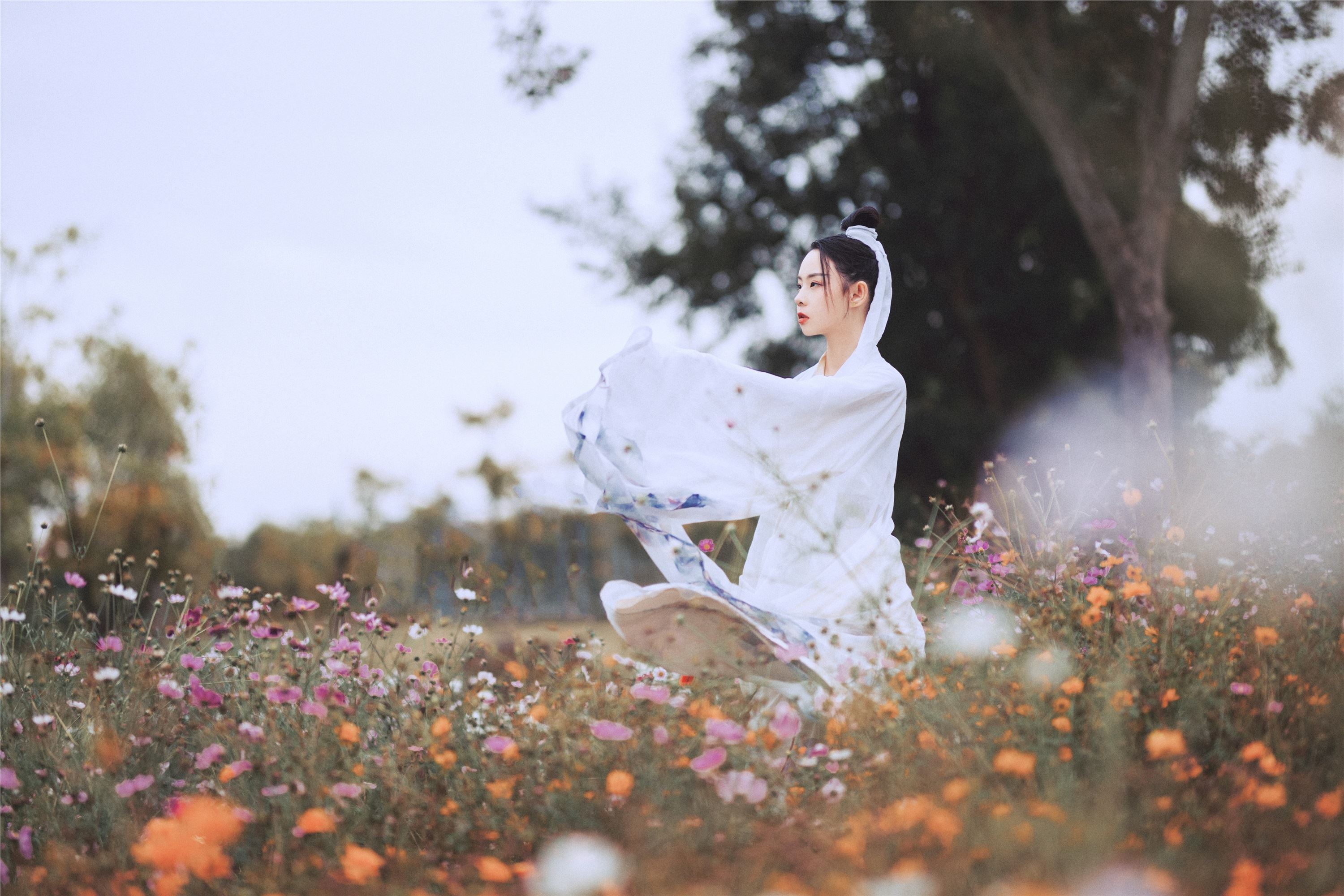 YITUYU艺图语 2021.09.04 白衣隐 冯友薇